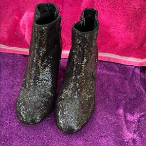 Betsey Johnson Black Sequin Ankle Booties 10w women torrid
